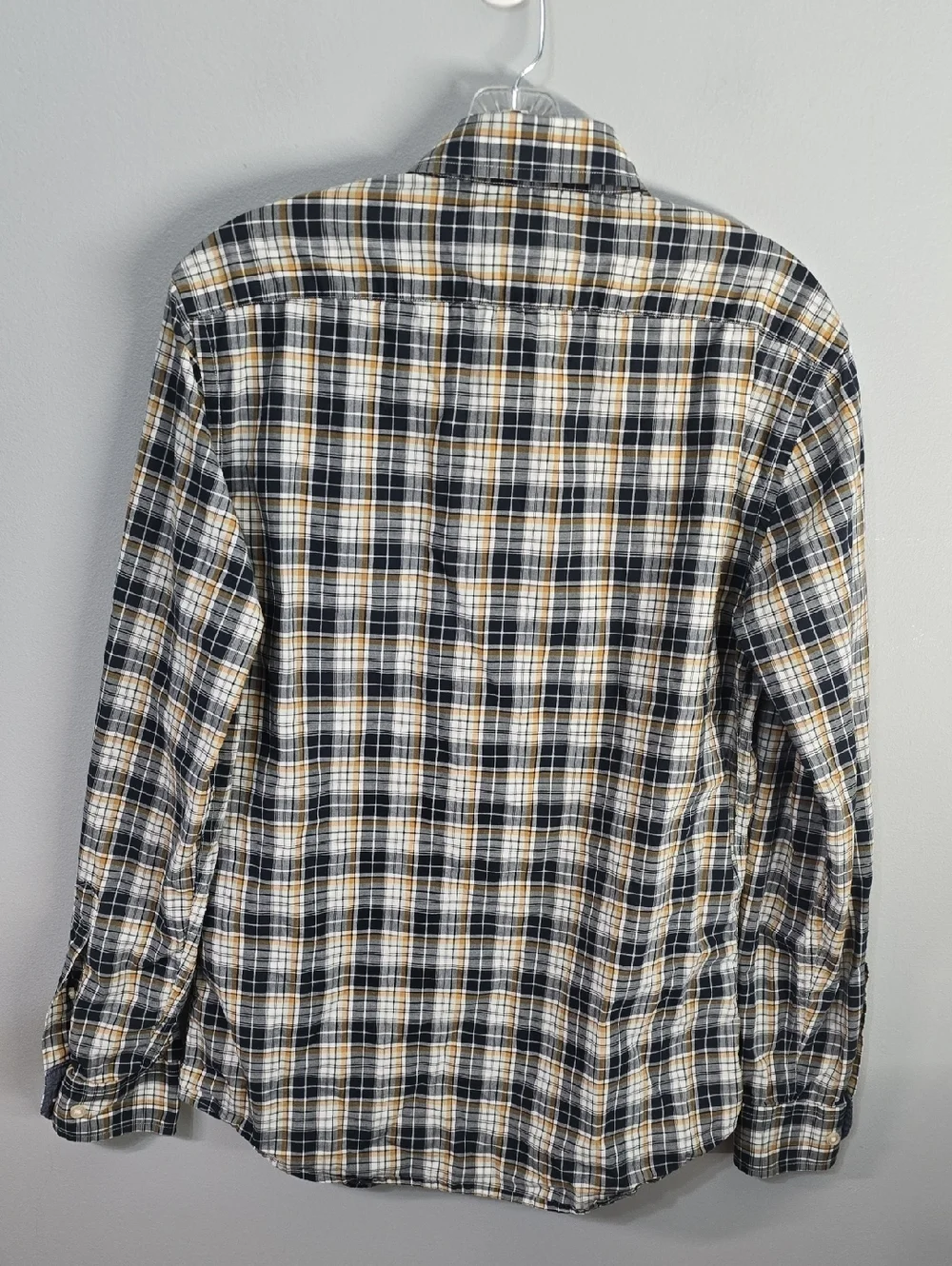 Banana Republic Plaid Button-Down Shirt in Black, Tan & White Mens Size Small